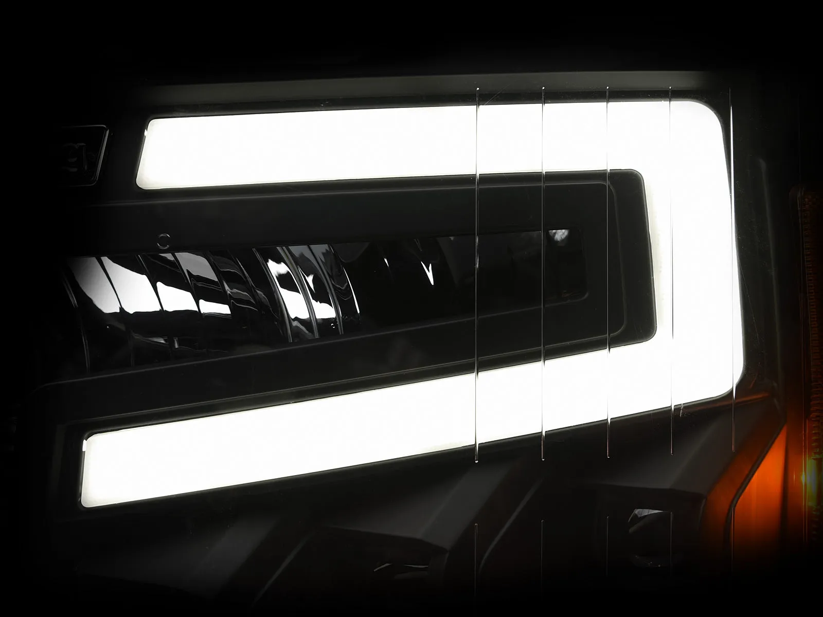 2007-2013 CHEVY SILVERADO TRI-PRO LED PROJECTORS