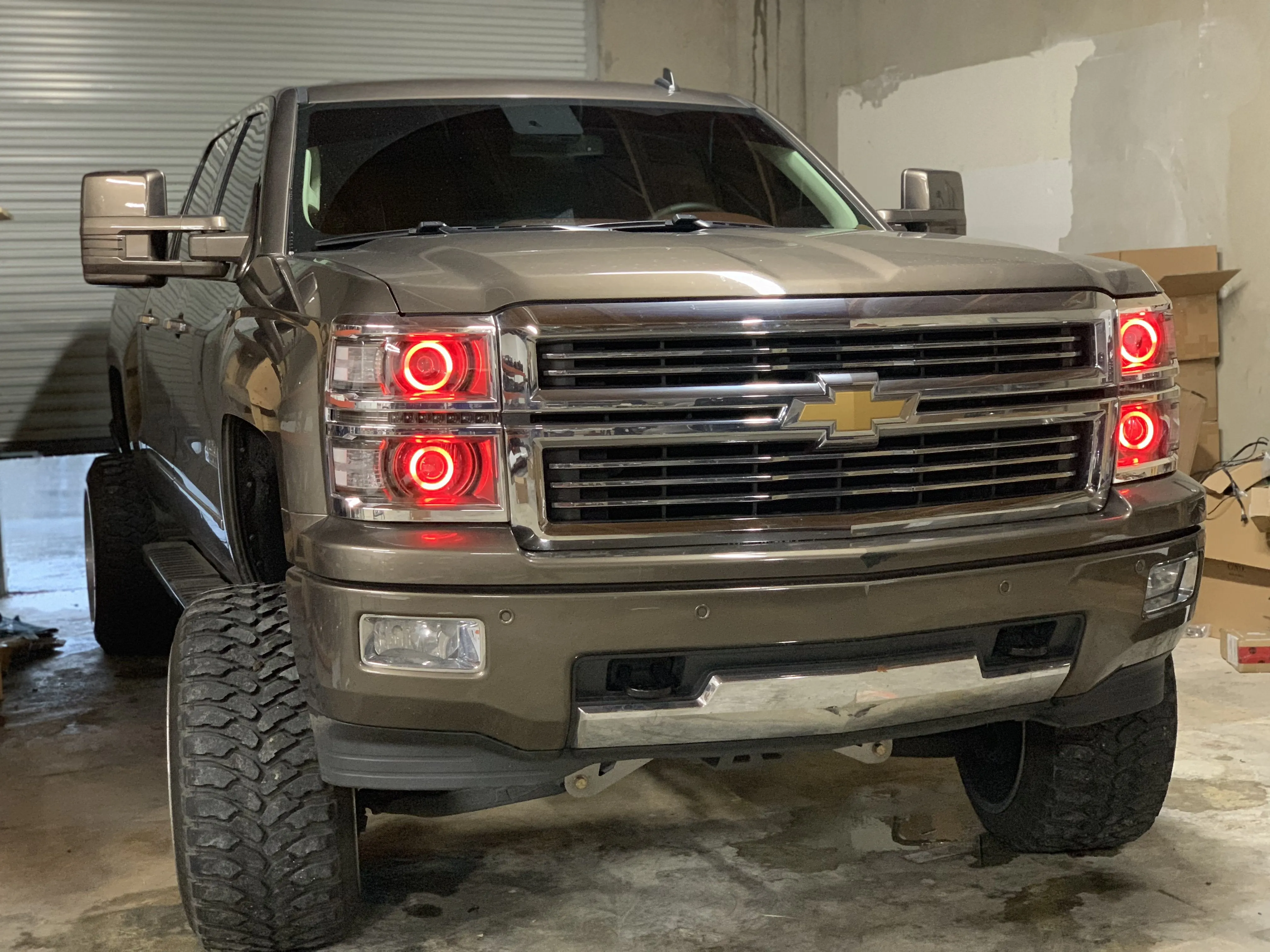 2014-2015 1500 Chevy Silverado Projector-Style Headlights