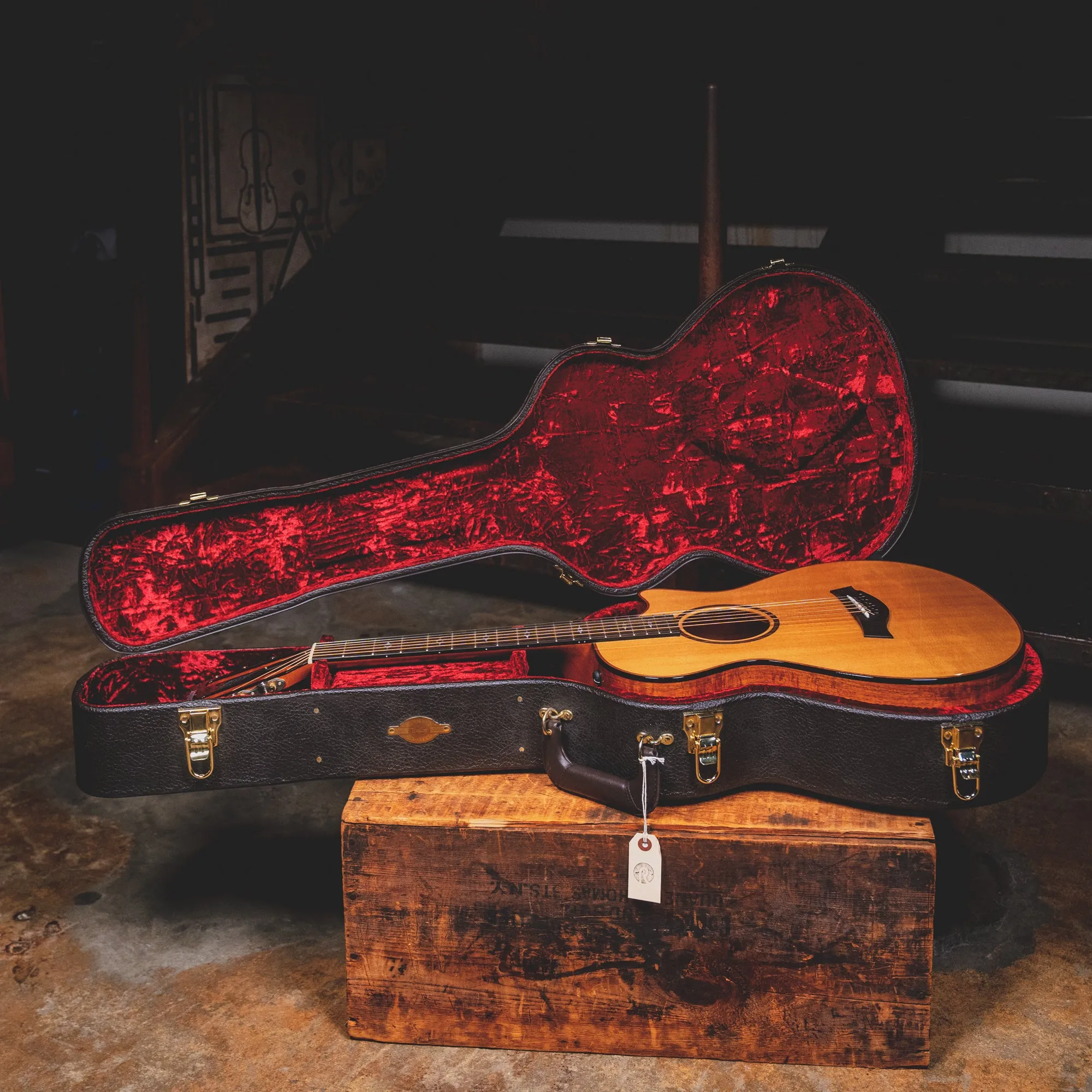 2018 Taylor 712ce 12-Fret Road Show Exclusive Acoustic-Electric Guitar w/OHSC - Used