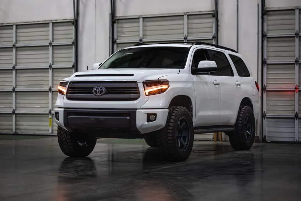 Alpha Owls Headlights Toyota Tundra (2014-2019) Quad Pro LED Black / 5500K Super White