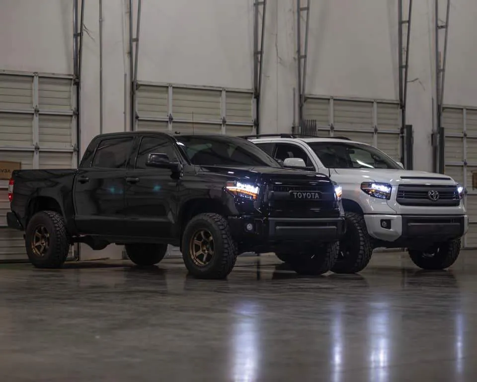 Alpha Owls Headlights Toyota Tundra (2014-2019) Quad Pro LED Black / 5500K Super White