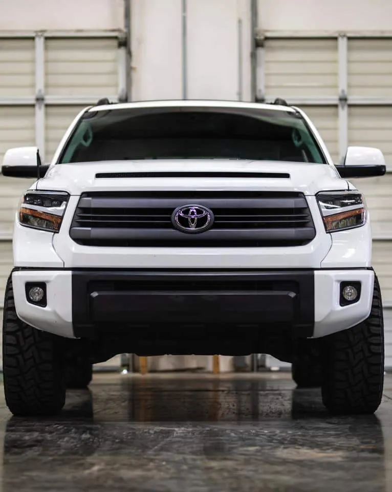 Alpha Owls Headlights Toyota Tundra (2014-2019) Quad Pro LED Black / 5500K Super White