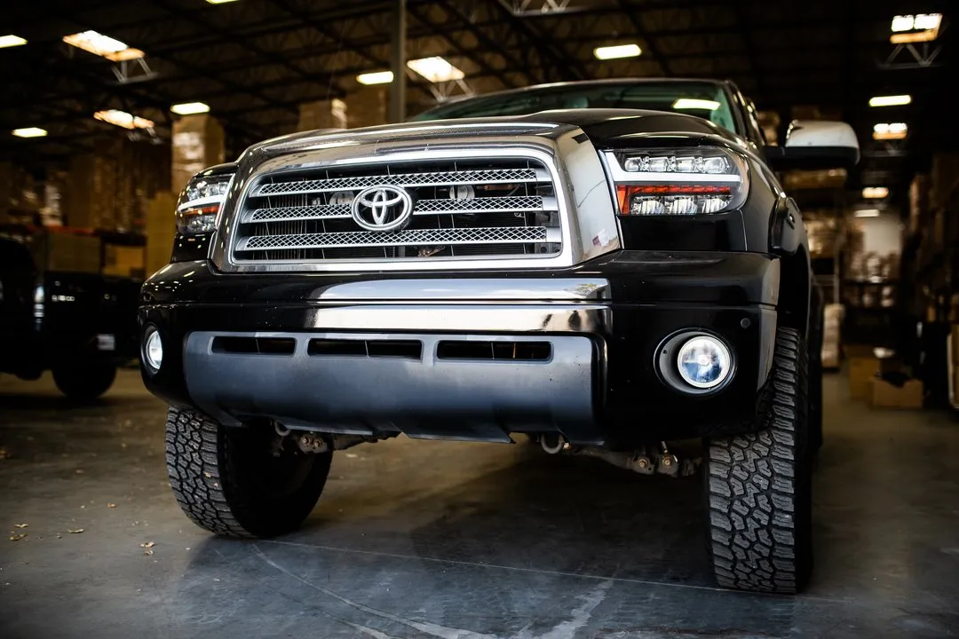 Alpha Owls Quad Pro LED Headlights Toyota Sequoia (2008-2015) Black / 5500K Super White