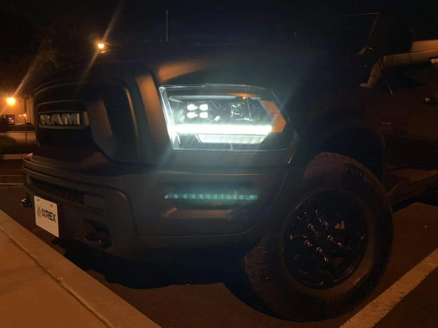 AlphaRex Dual LED Projector Headlights Ram 1500/2500/3500 (06-08) LUXX Series w/ Sequential Turn Signal - Black - 5th Gen 2500 Style