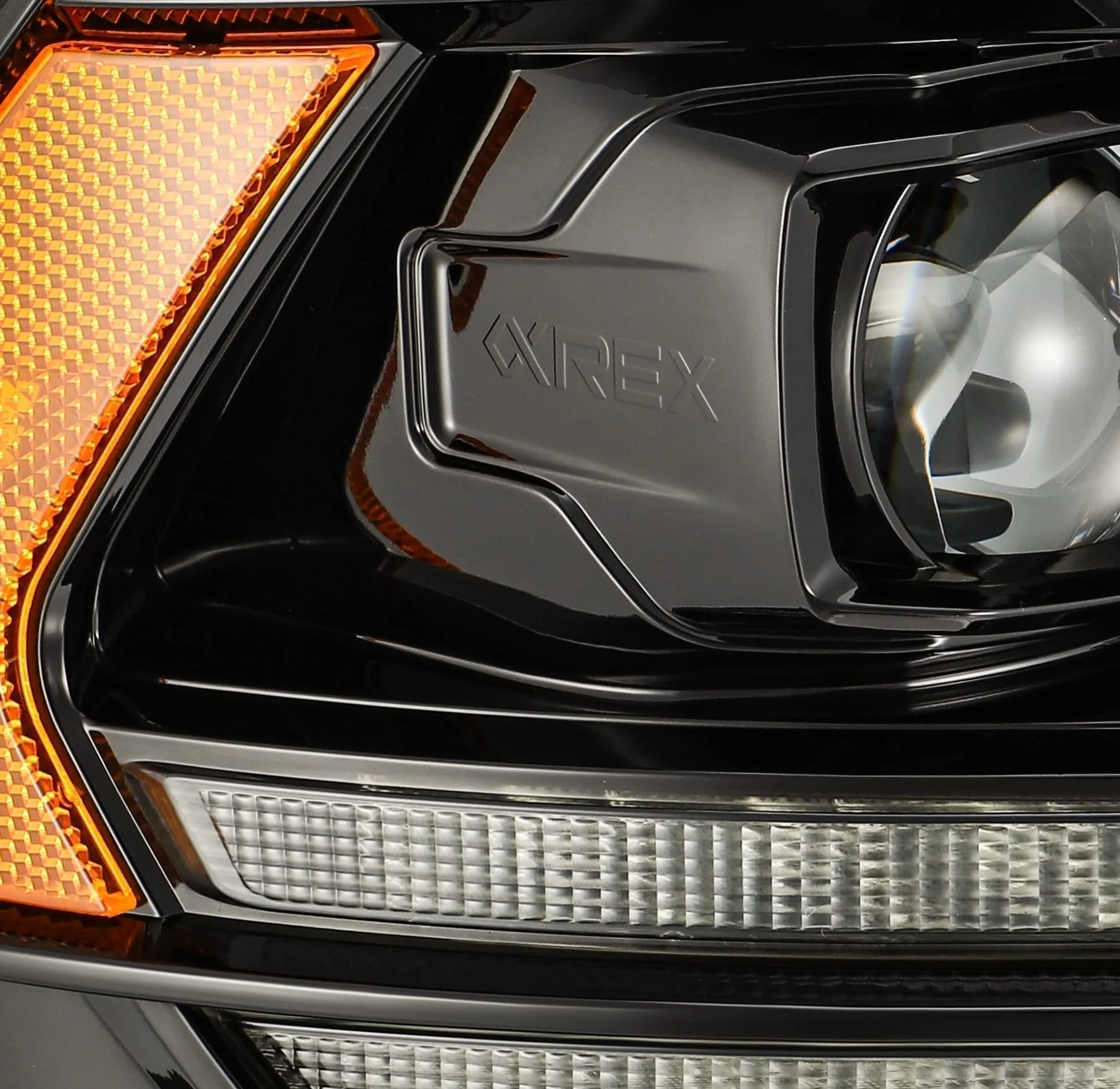AlphaRex Dual LED Projector Headlights Ram 1500/2500/3500 (06-08) LUXX Series w/ Sequential Turn Signal - Black - 5th Gen 2500 Style