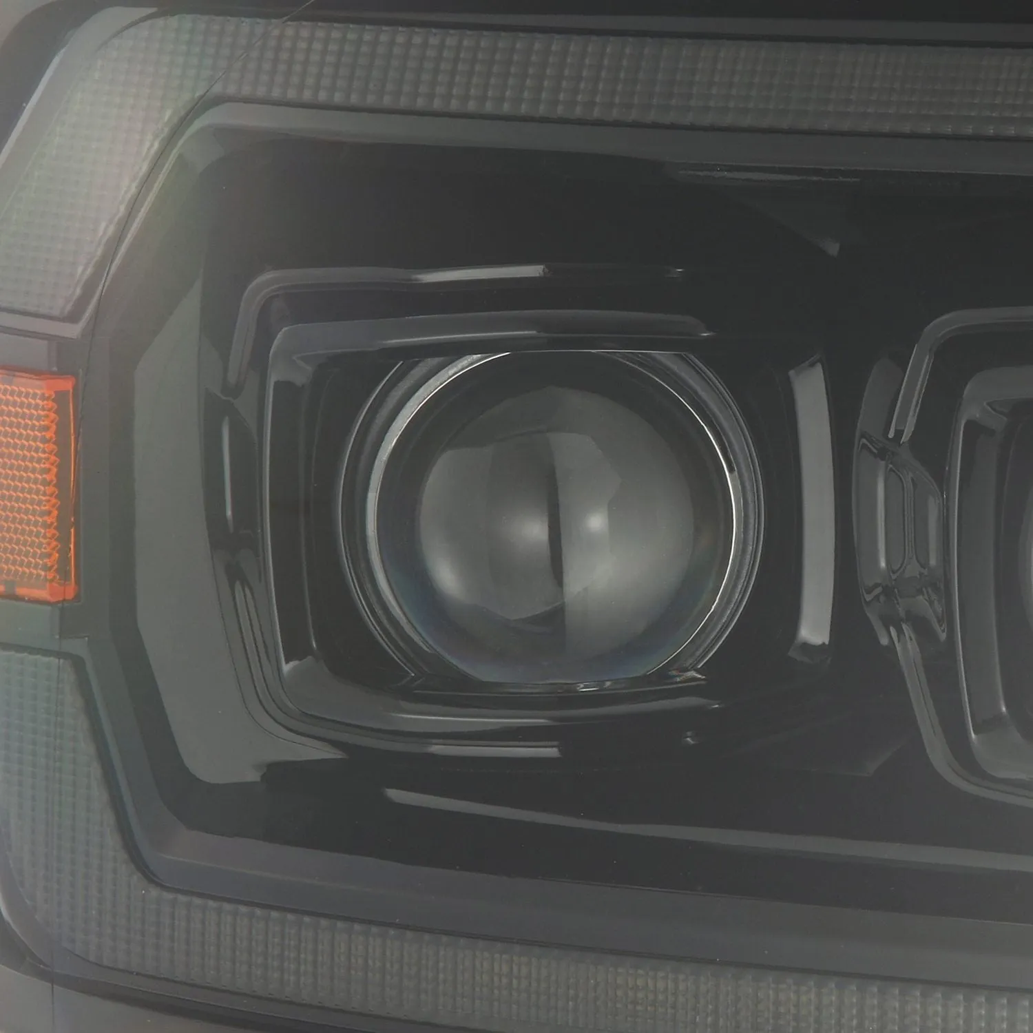 AlphaRex LED Projector Headlights Ford F150 (04-08) [LUXX Series - DRL Light Tube] Black / Chrome / Alpha-Black