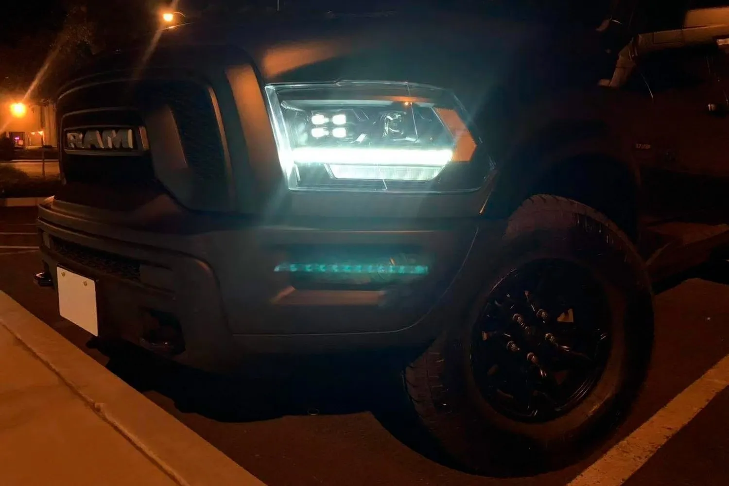 AlphaRex Projector Headlights Ram 1500/2500/3500 (09-18) Pro Series - Sequential - 5th Gen 2500 or G2 Style