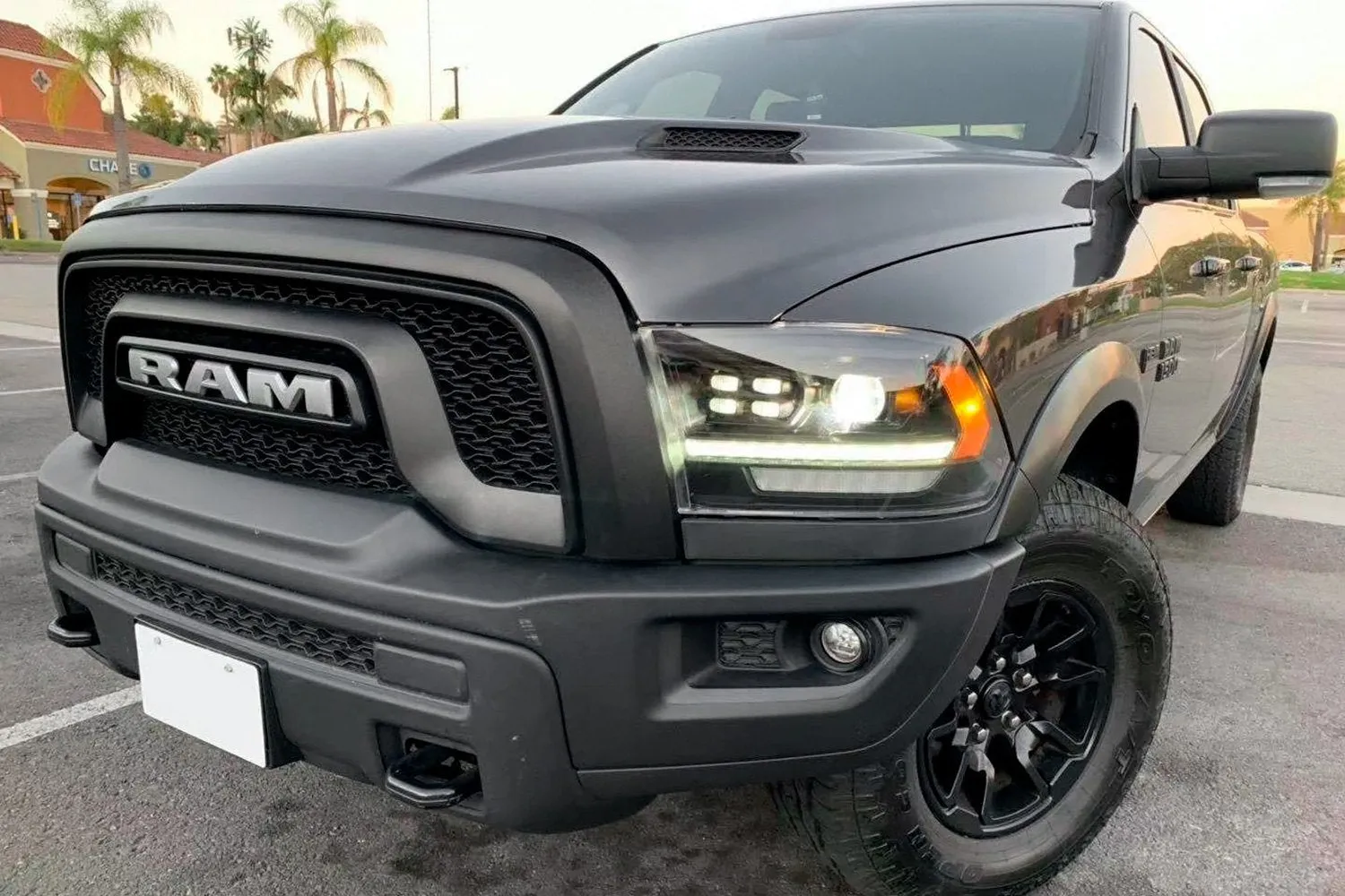 AlphaRex Projector Headlights Ram 1500/2500/3500 (09-18) Pro Series - Sequential - 5th Gen 2500 or G2 Style
