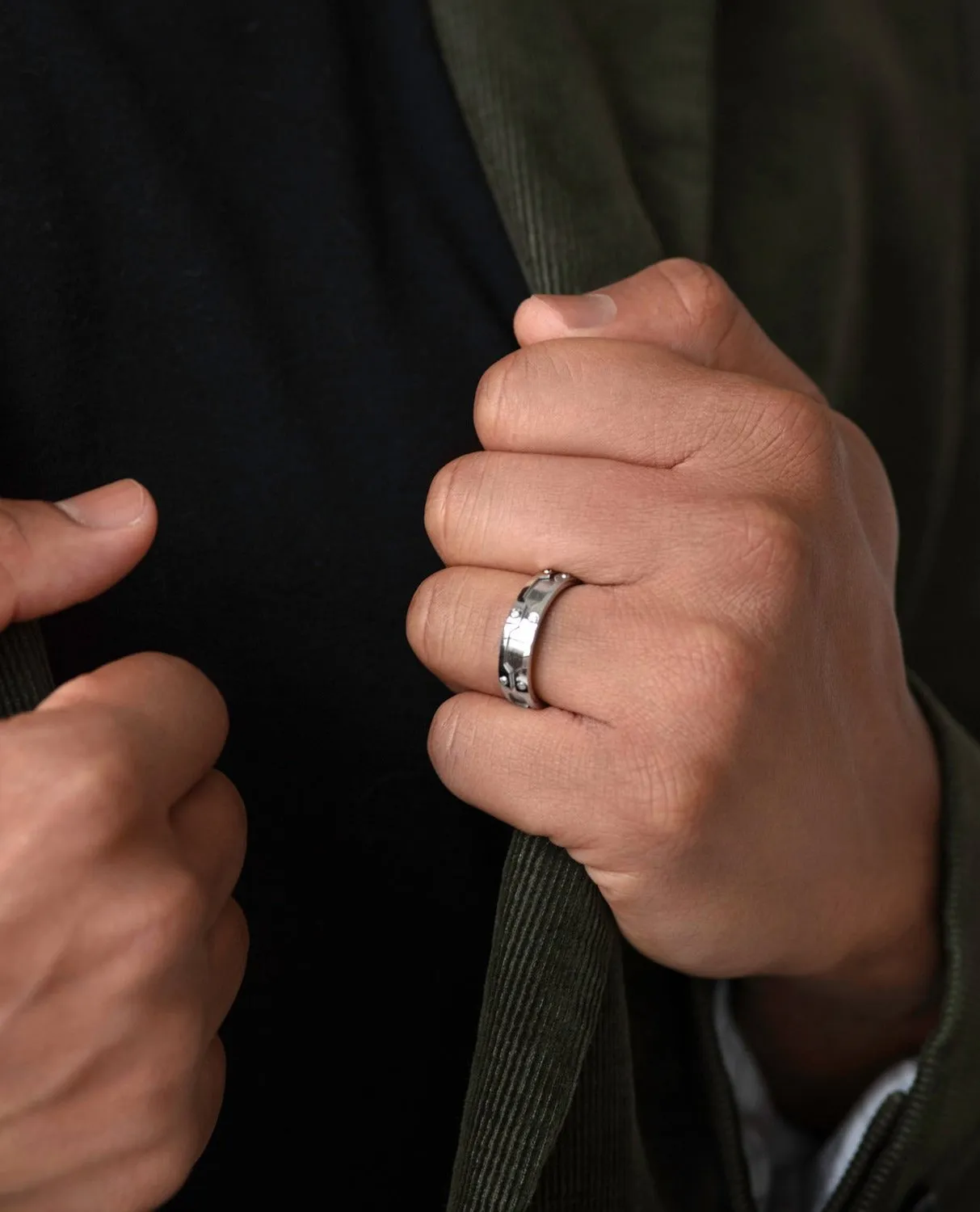 GRANT Gold Wedding Ring