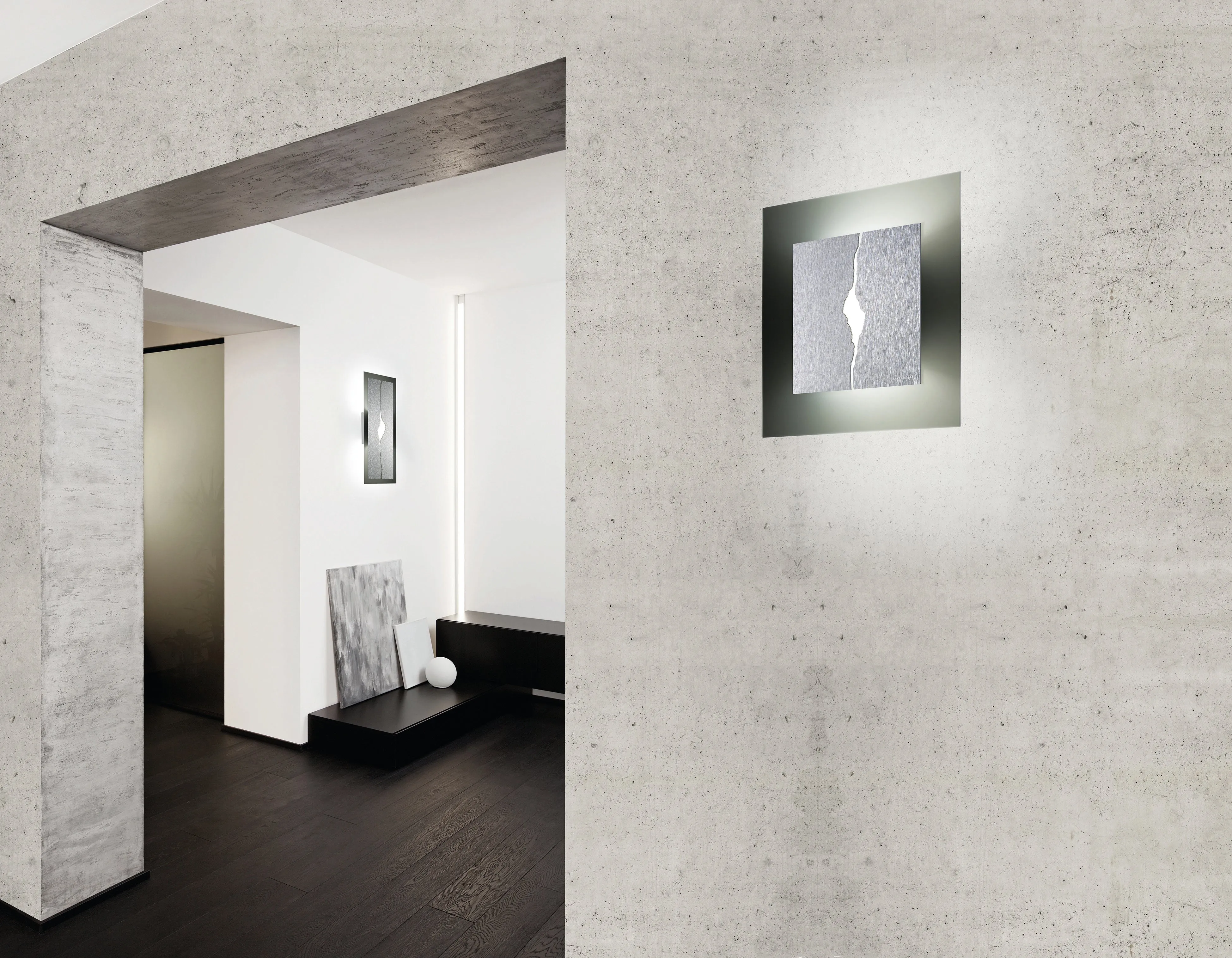 Grossmann Canyon Wall Light In Aluminium - ID 9545