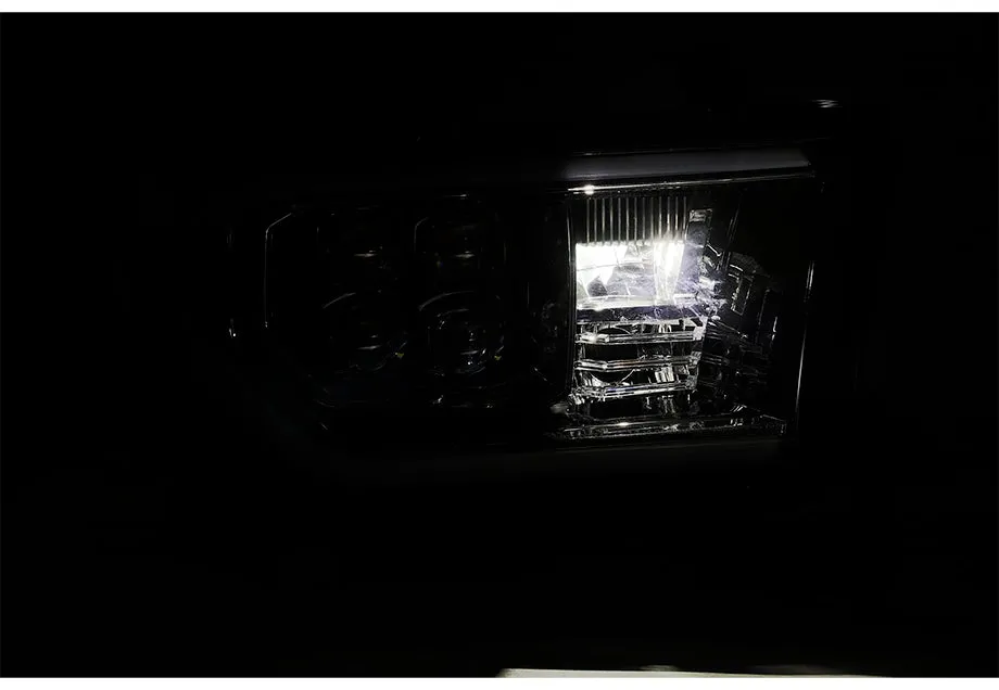 LED Projector Headlights Chrome (Without Level Adjuster) Fits 07-13 Toyota Tundra/08-17 Toyota Sequoia NOVA-Series