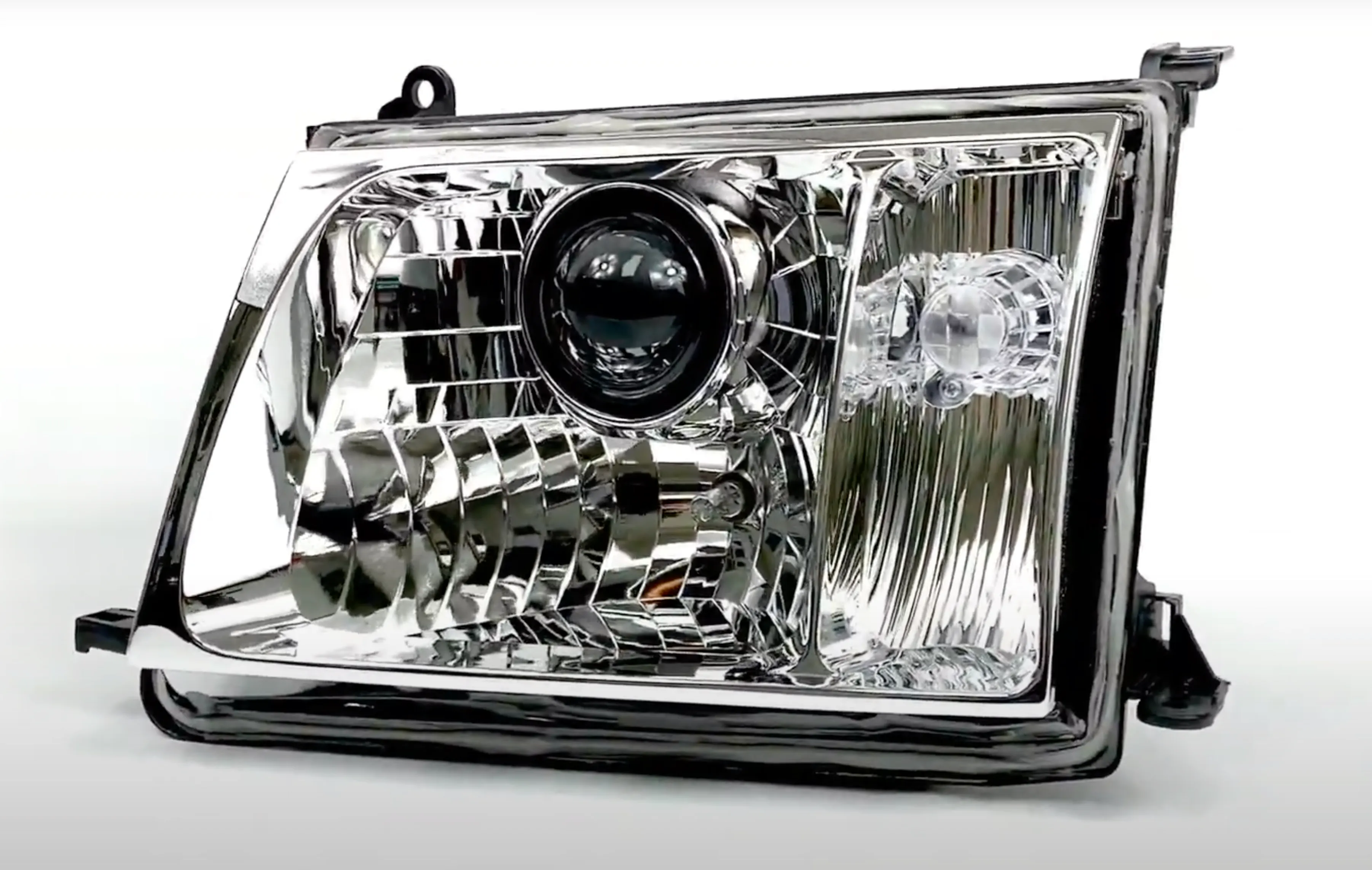 Lightwerkz 100 Series Toyota Land Cruiser Headlights (1998-2005)