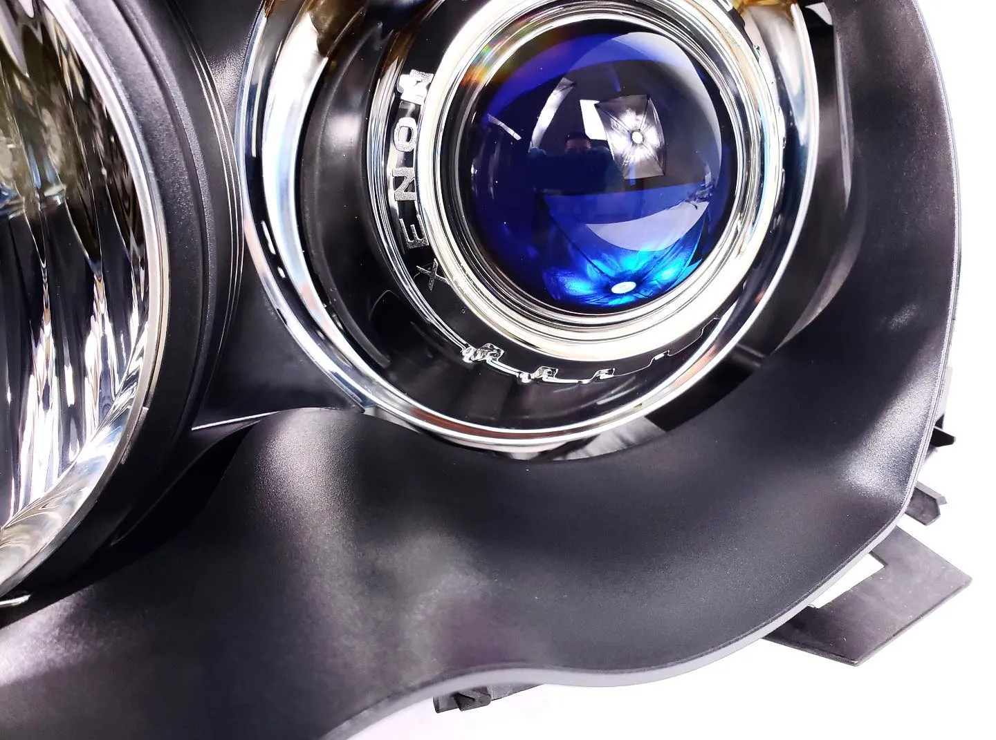 Lightwerkz BMW E46 (ZKW) Projector Retrofit Service