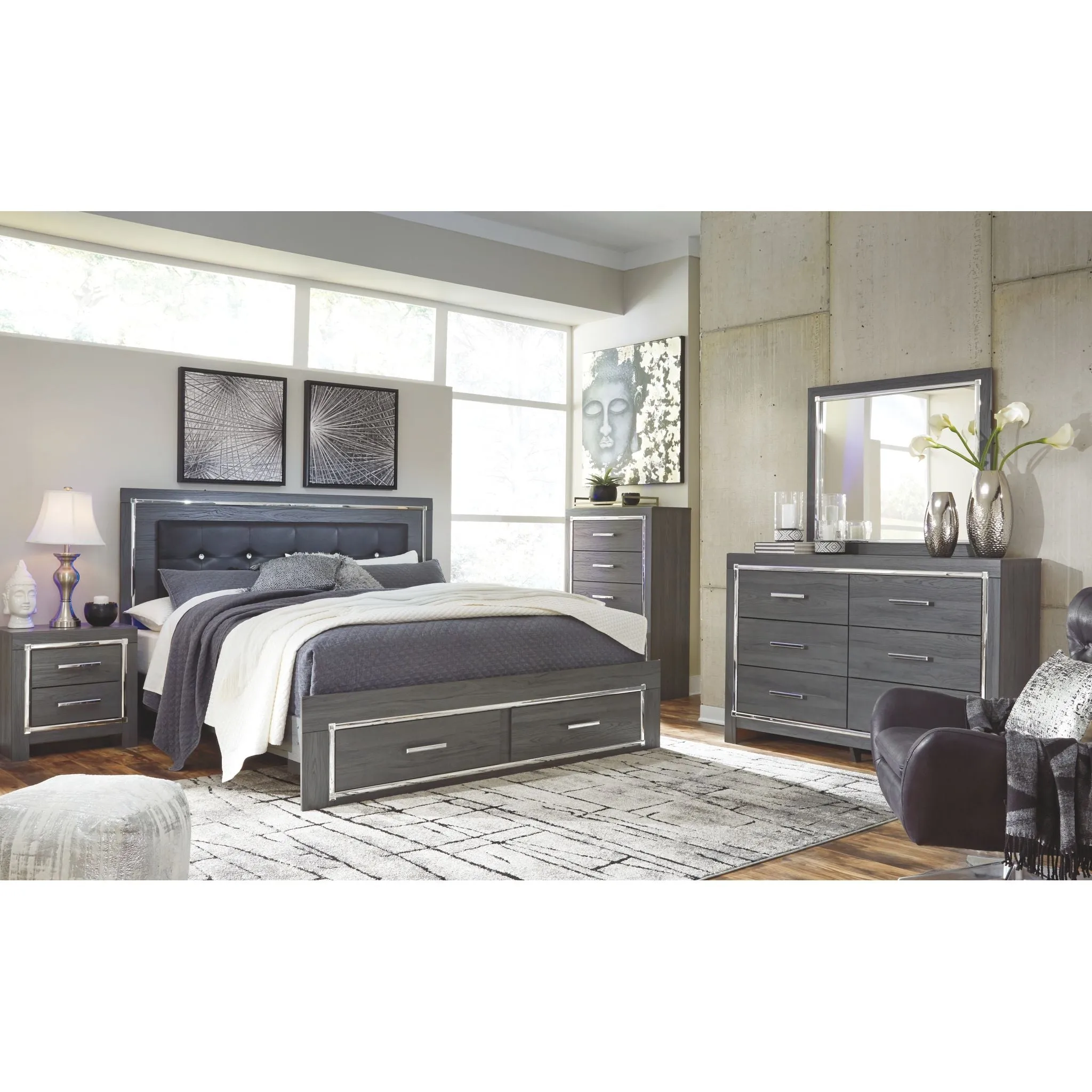 Lodanna Storage Platform Bed