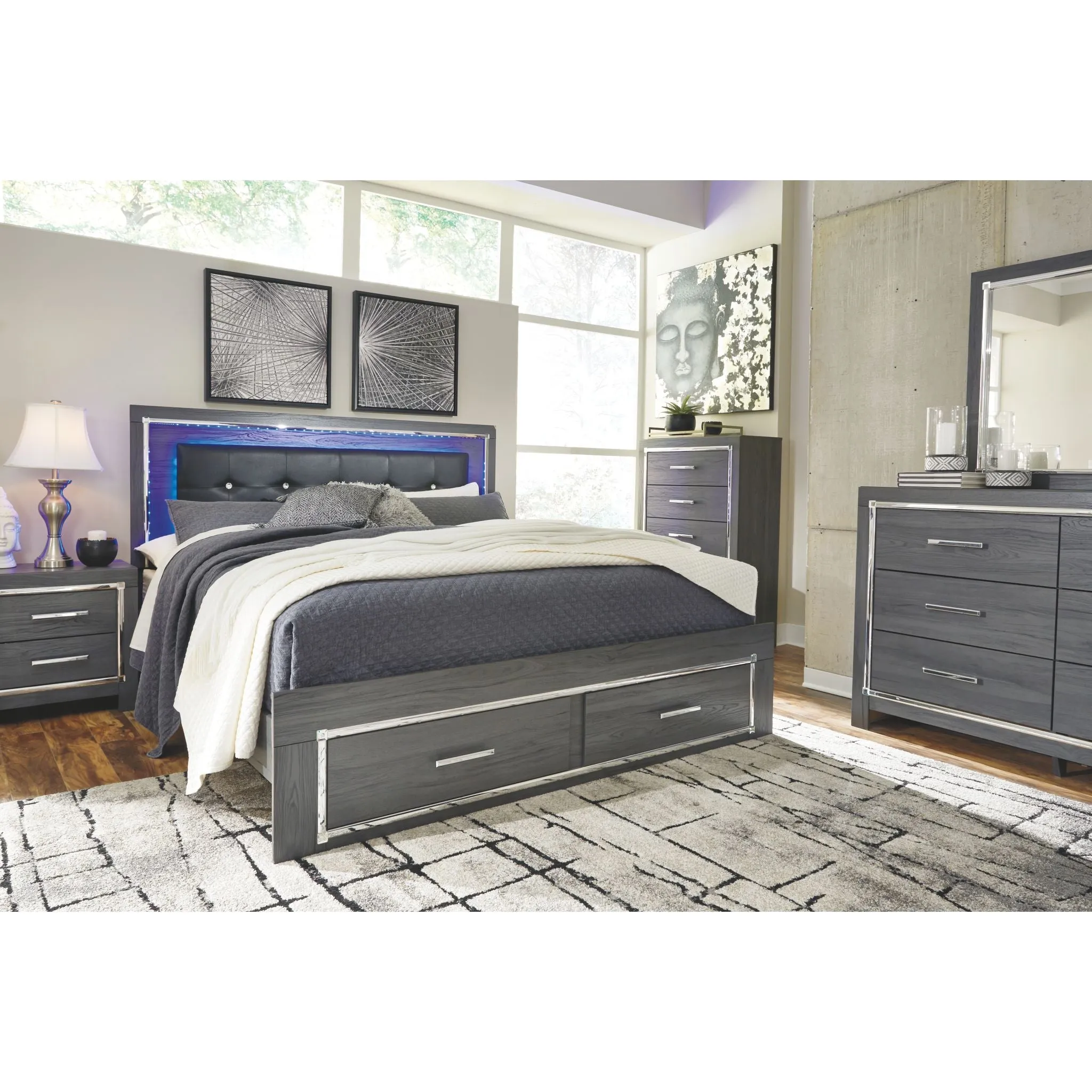 Lodanna Storage Platform Bed
