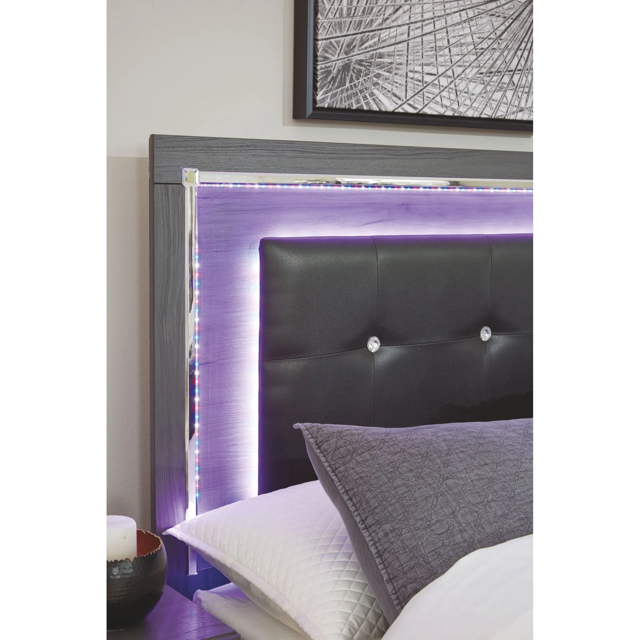 Lodanna Storage Platform Bed