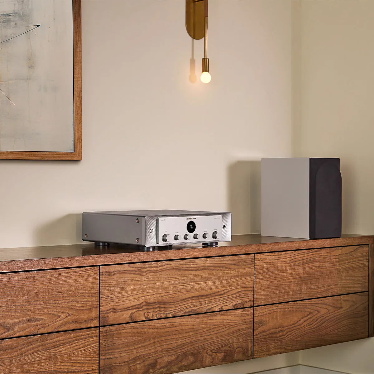 Marantz MODEL 50 Pure Analog Stereo Integrated Amplifier (Silver)