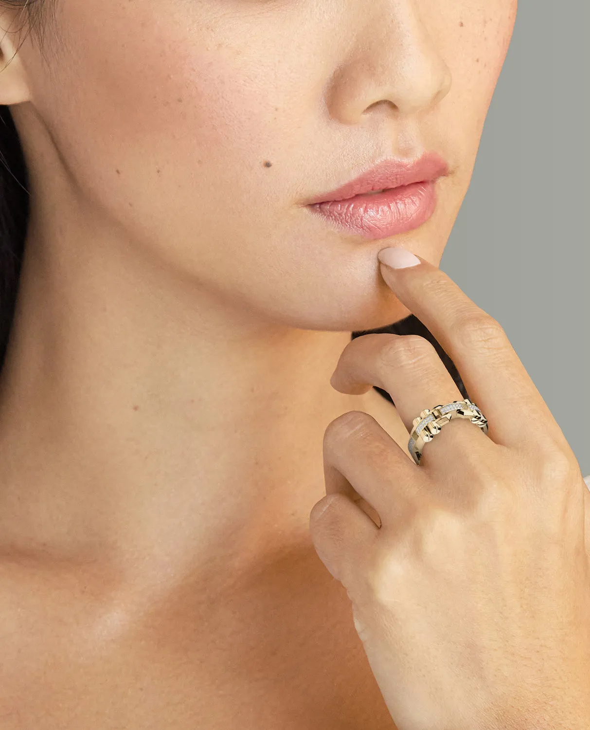 MOSS Gold Ring with 0.30ct Diamonds