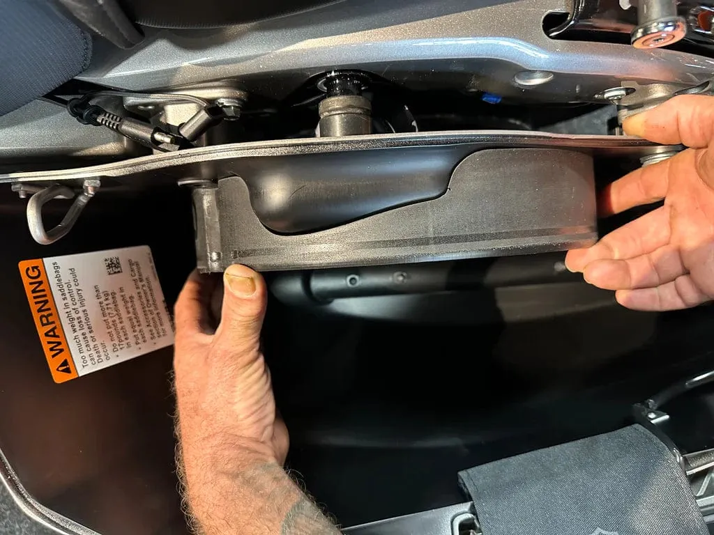 Nagy's Customs 10" 2024 Harley CVO Midbass Subwoofer Saddlebag Rings