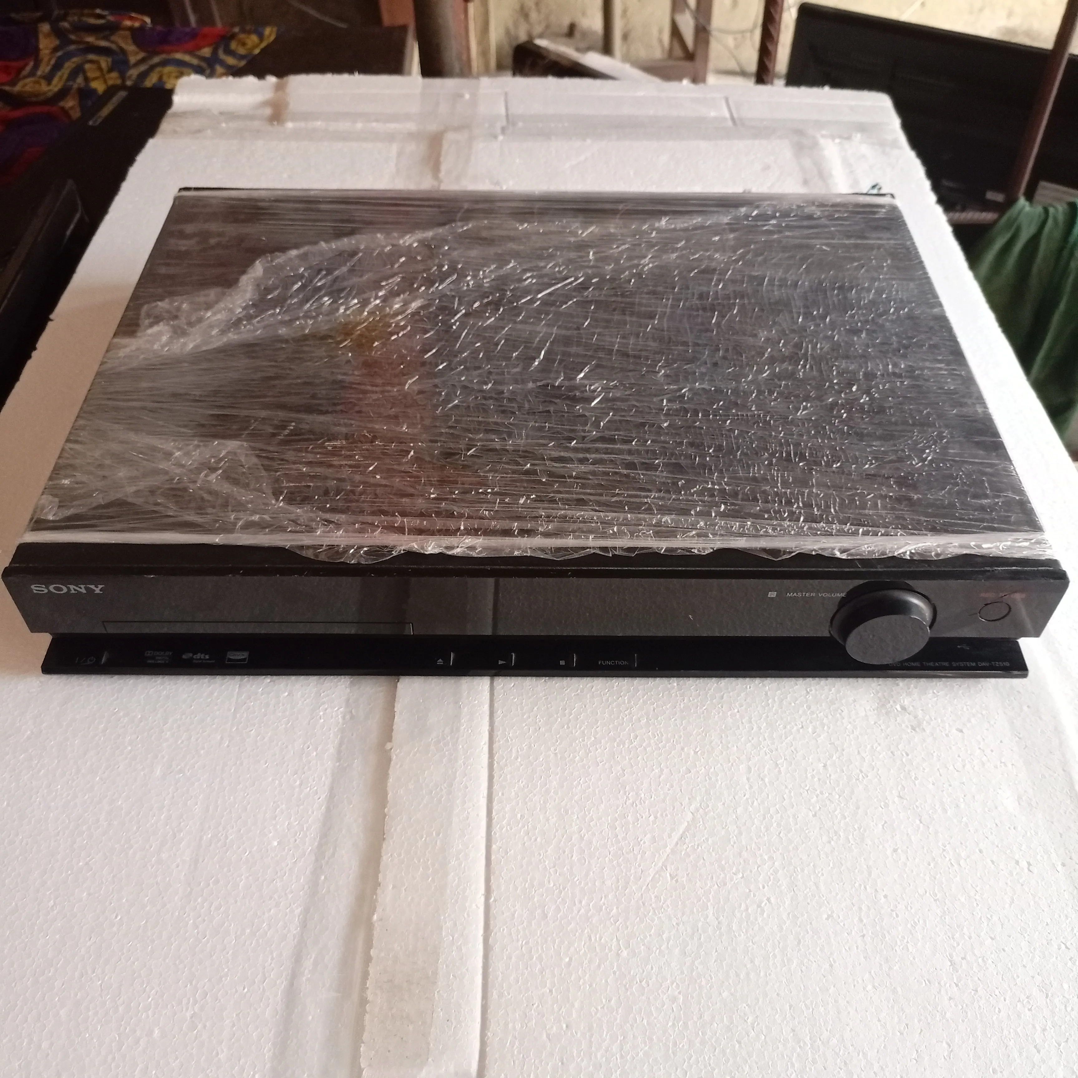 Sony HBD-TZ210 5.1Ch 600 Watts DVD Home Theater Machine Head - London Used