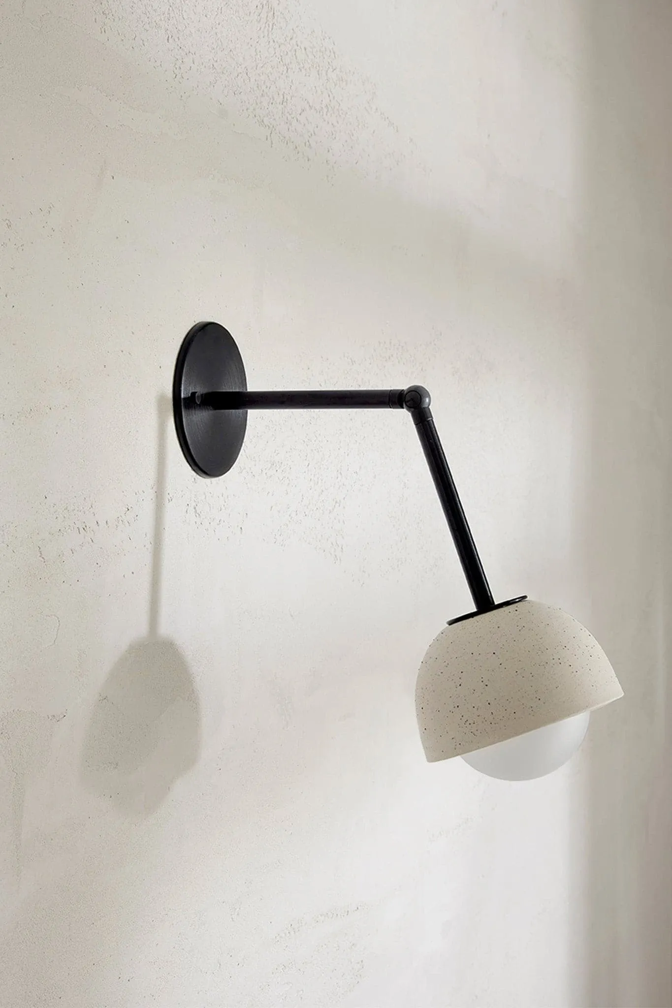 Terra 0 Long Wall Light